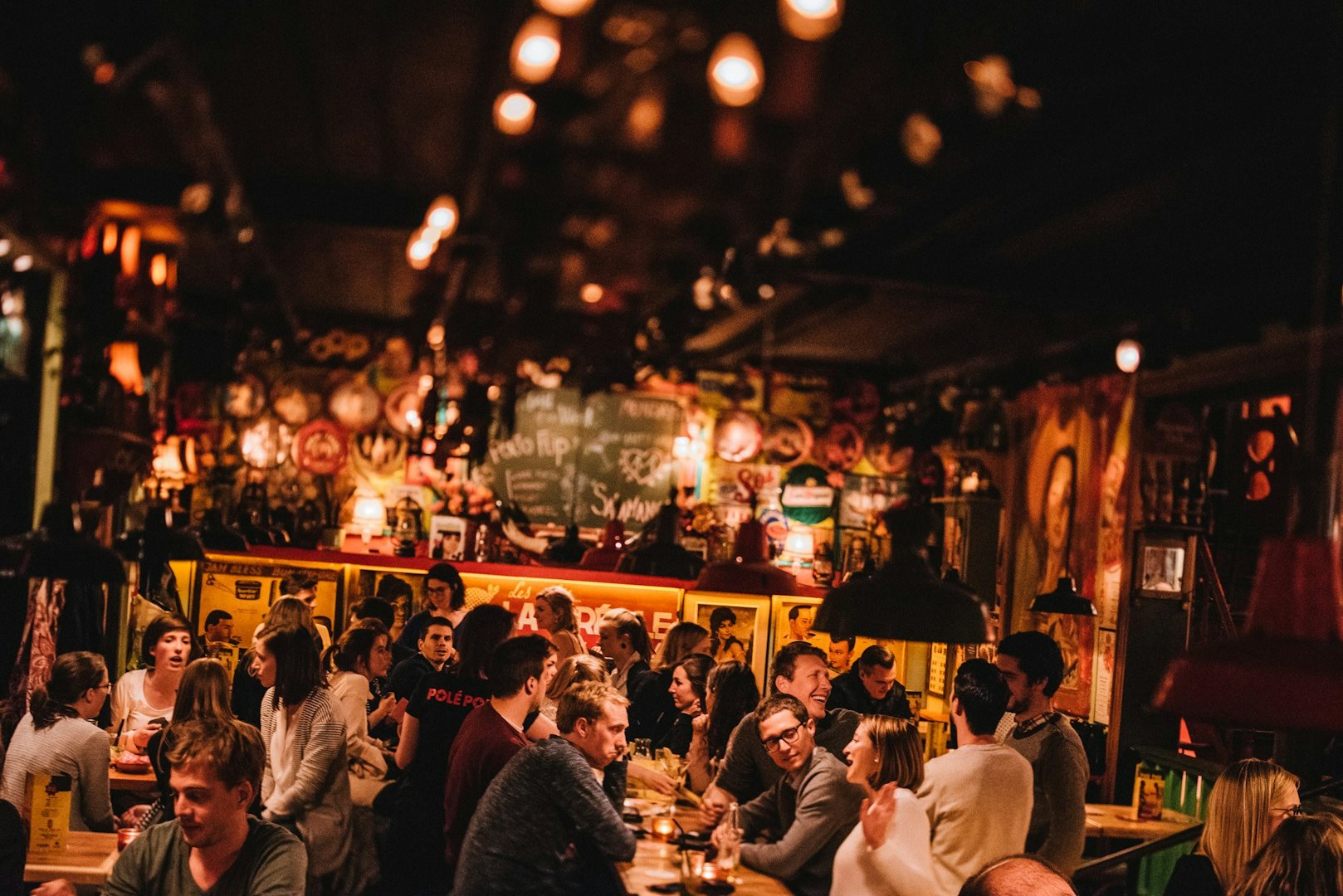 people drinking at Polé Polé Café